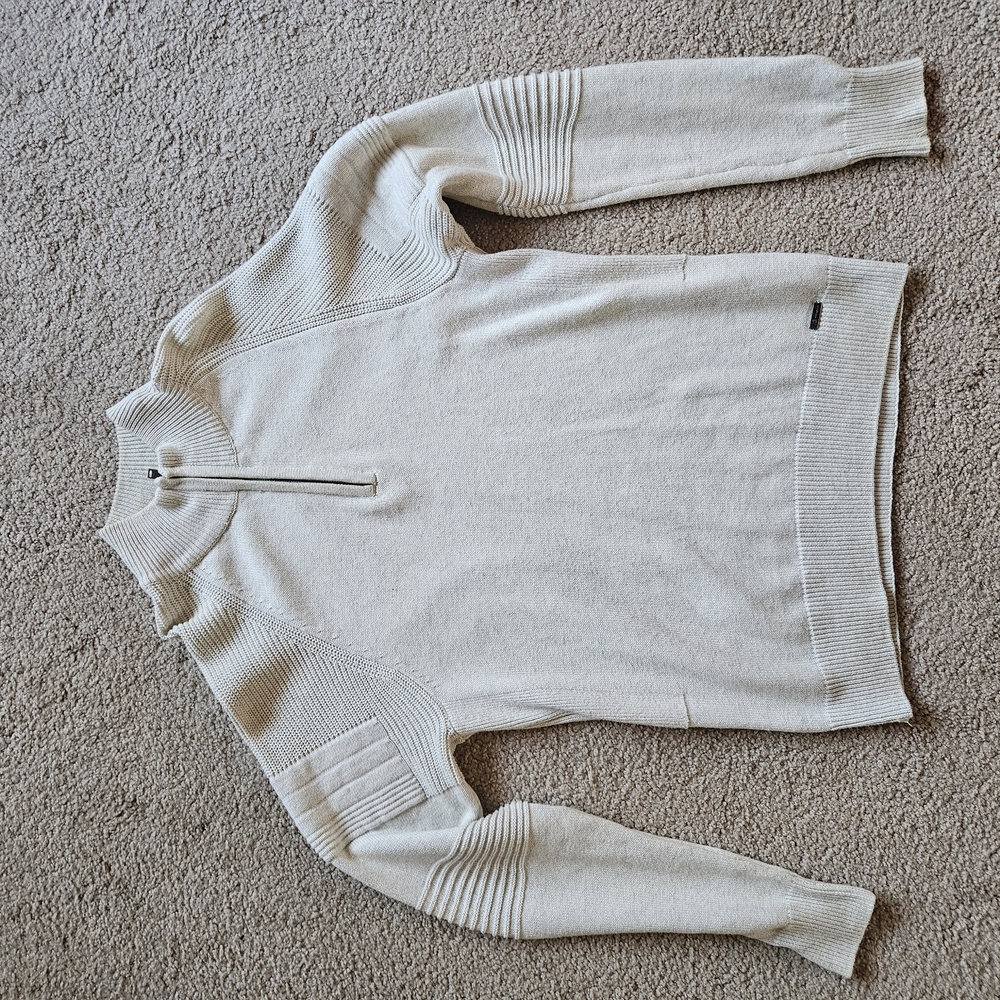 Cream Crewneck Sweater with Ribbed Knit